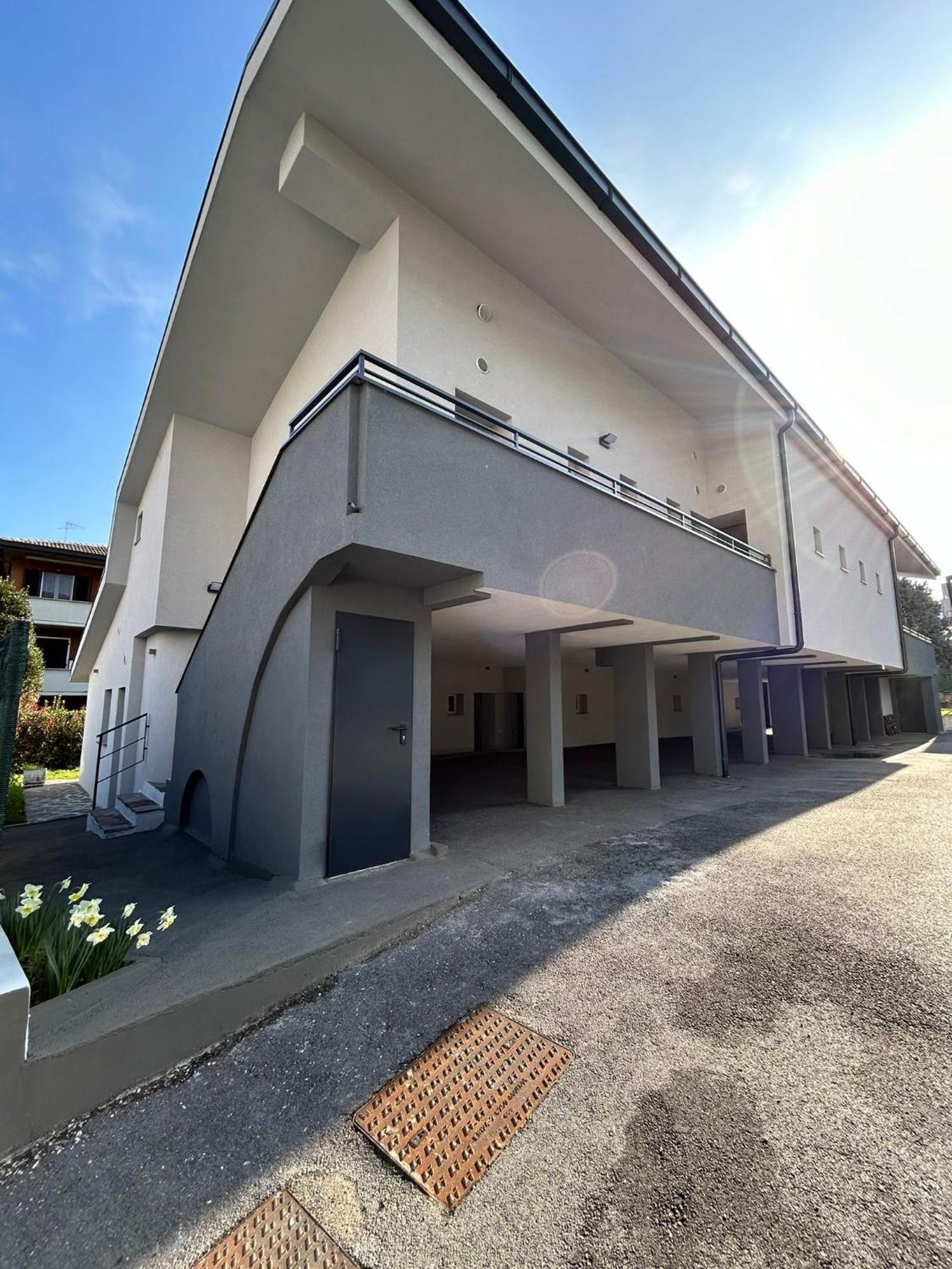 Lake Home Apartments Lipomo ภายนอก รูปภาพ